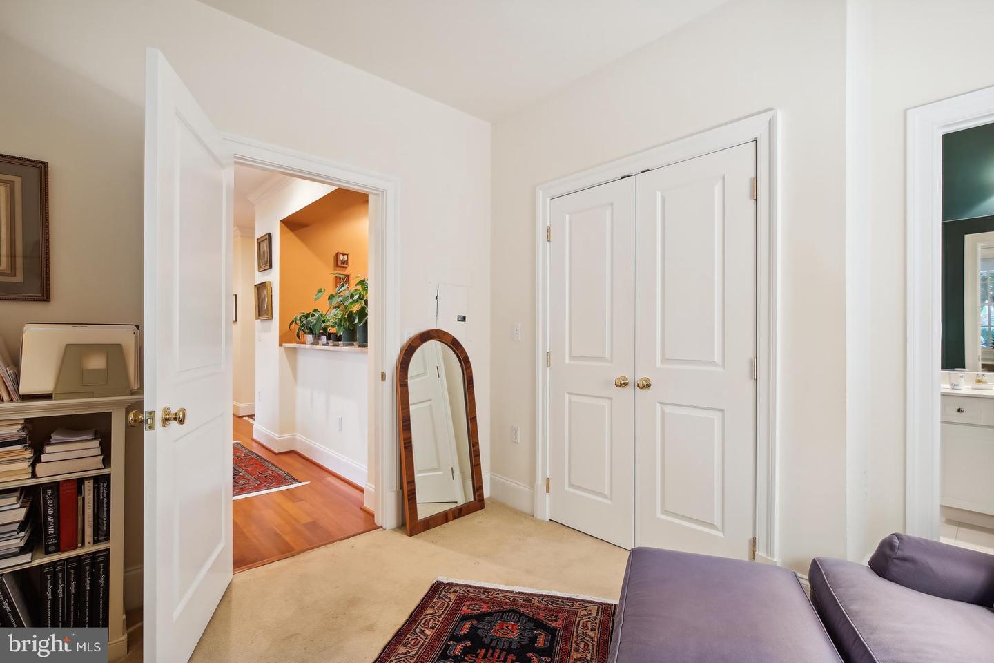 600 SECOND STREET #105, ALEXANDRIA, Virginia 22314, 2 Bedrooms Bedrooms, ,2 BathroomsBathrooms,Residential,For sale,600 SECOND STREET #105,VAAX2038834 MLS # VAAX2038834