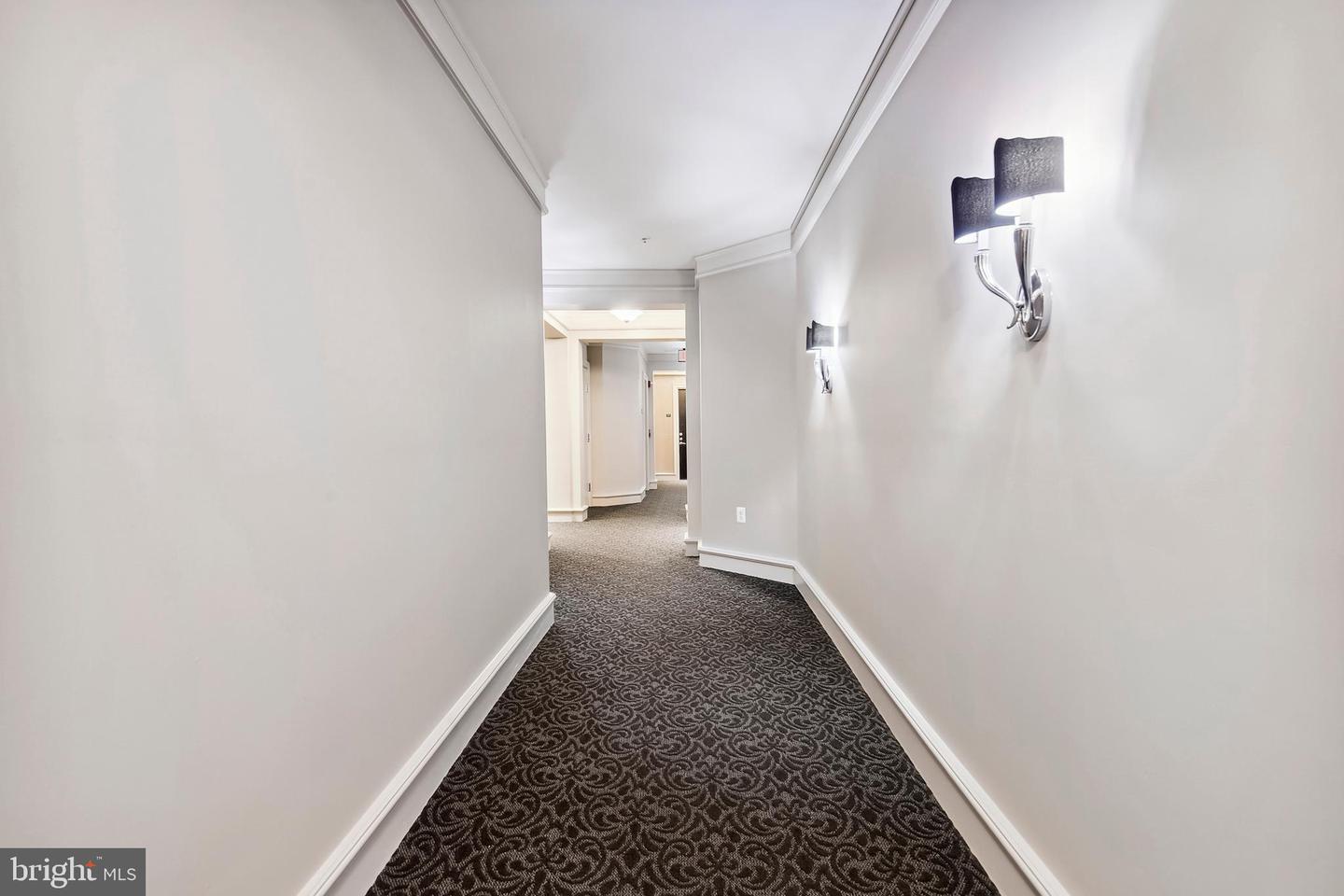 600 SECOND STREET #105, ALEXANDRIA, Virginia 22314, 2 Bedrooms Bedrooms, ,2 BathroomsBathrooms,Residential,For sale,600 SECOND STREET #105,VAAX2038834 MLS # VAAX2038834