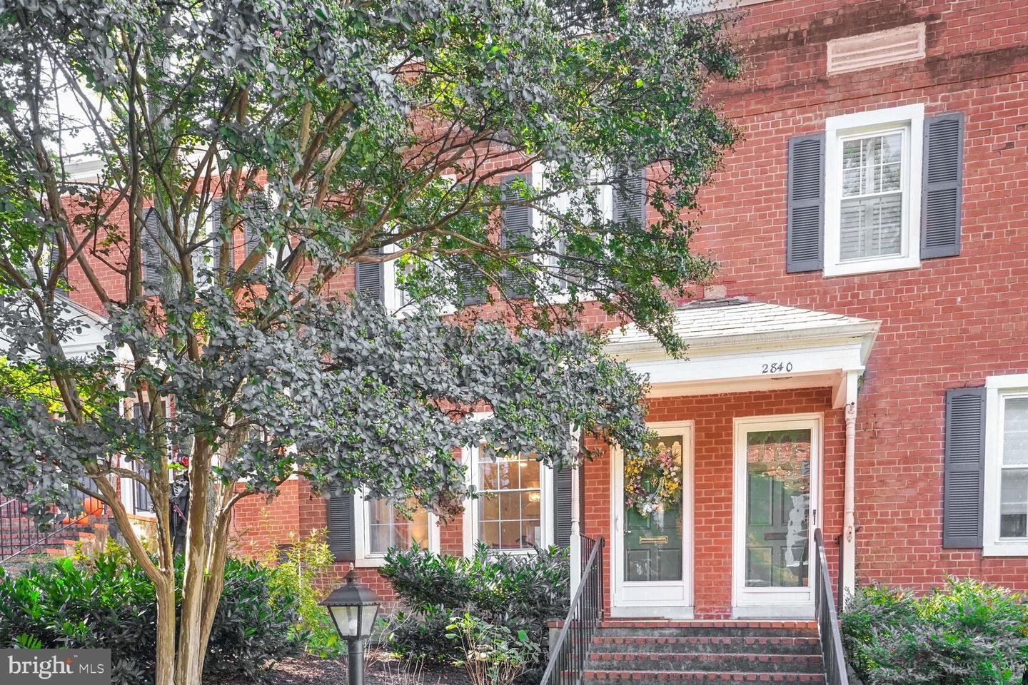 2842 S COLUMBUS ST, ARLINGTON, Virginia 22206, 2 Bedrooms Bedrooms, ,2 BathroomsBathrooms,Residential,For sale,2842 S COLUMBUS ST,VAAX2038844 MLS # VAAX2038844