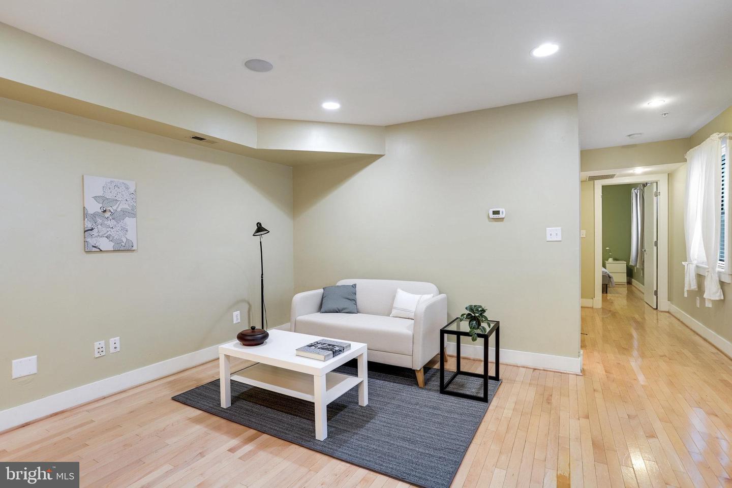 1323 K ST SE #203, WASHINGTON, District Of Columbia 20003, 1 Bedroom Bedrooms, ,1 BathroomBathrooms,Residential,For sale,1323 K ST SE #203,DCDC2164242 MLS # DCDC2164242