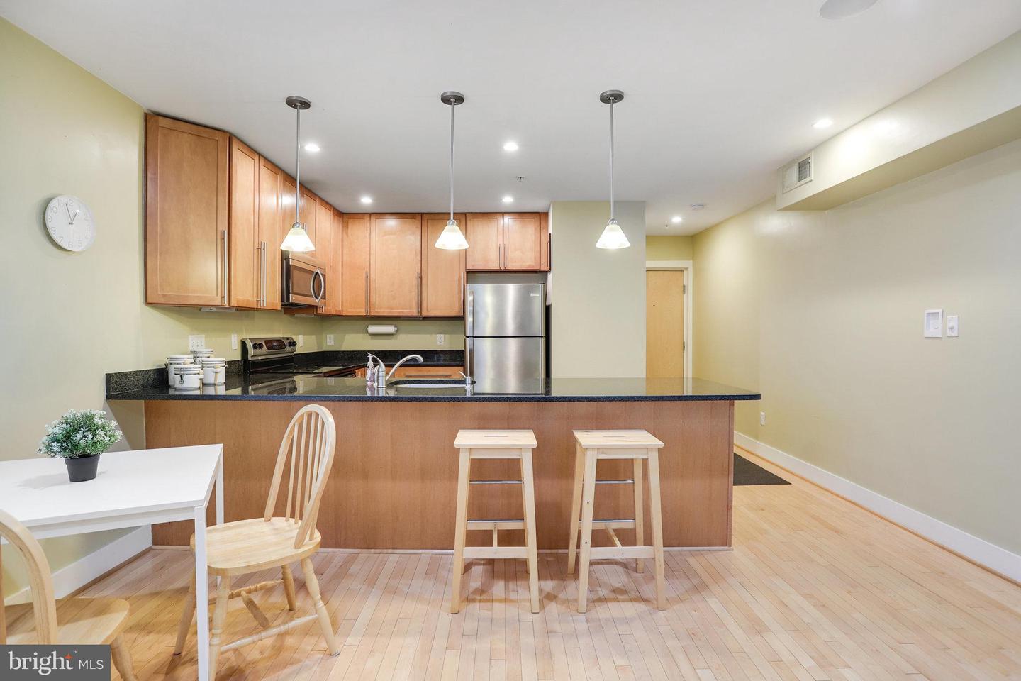 1323 K ST SE #203, WASHINGTON, District Of Columbia 20003, 1 Bedroom Bedrooms, ,1 BathroomBathrooms,Residential,For sale,1323 K ST SE #203,DCDC2164242 MLS # DCDC2164242