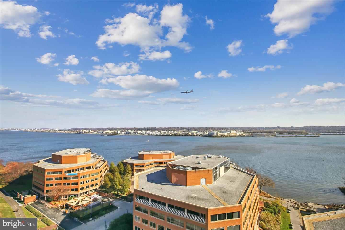 925 N FAIRFAX ST #308, ALEXANDRIA, Virginia 22314, 1 Bedroom Bedrooms, ,1 BathroomBathrooms,Residential,For sale,925 N FAIRFAX ST #308,VAAX2038854 MLS # VAAX2038854