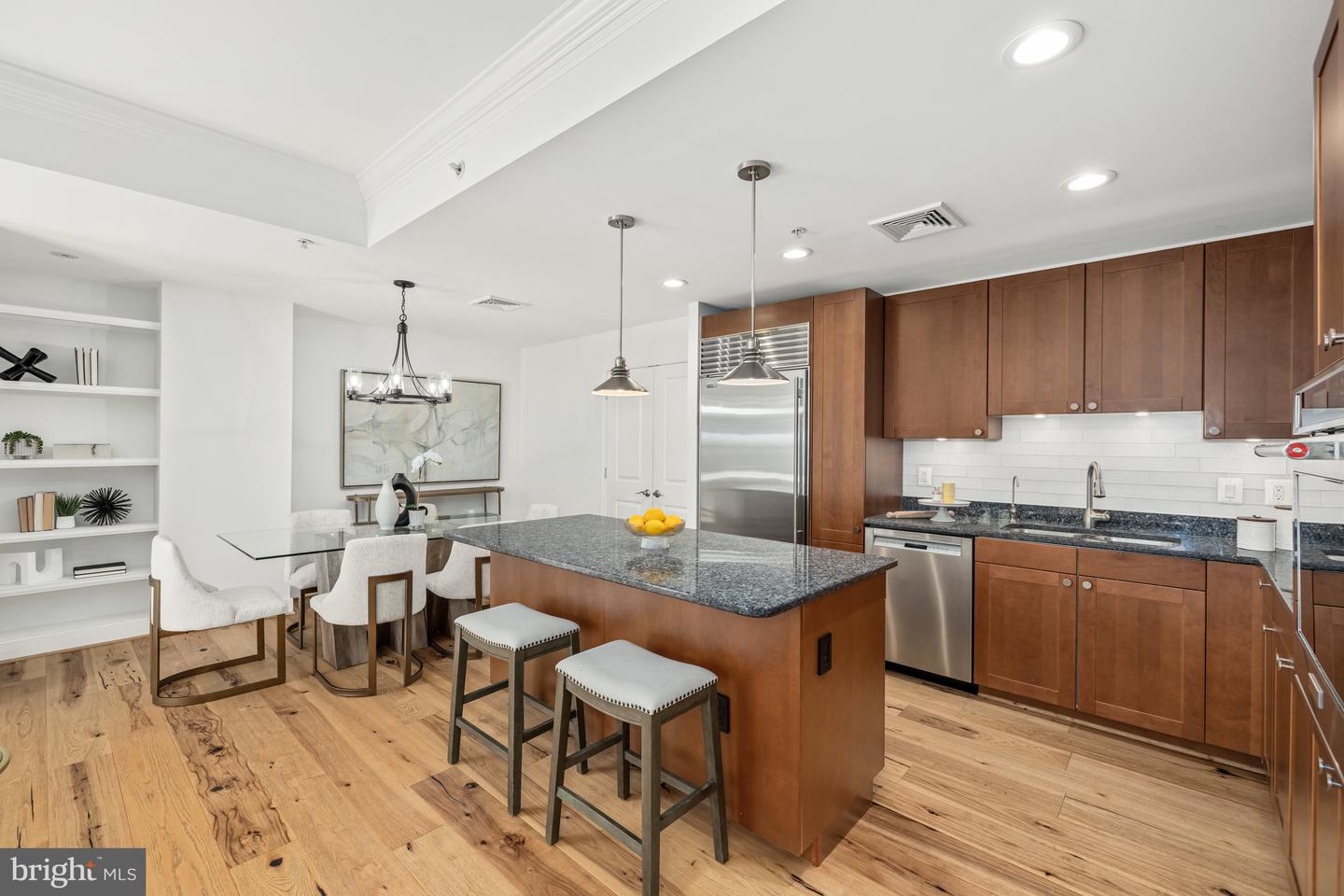 2425 L ST NW #302, WASHINGTON, District Of Columbia 20037, 2 Bedrooms Bedrooms, ,2 BathroomsBathrooms,Residential,For sale,2425 L ST NW #302,DCDC2164252 MLS # DCDC2164252