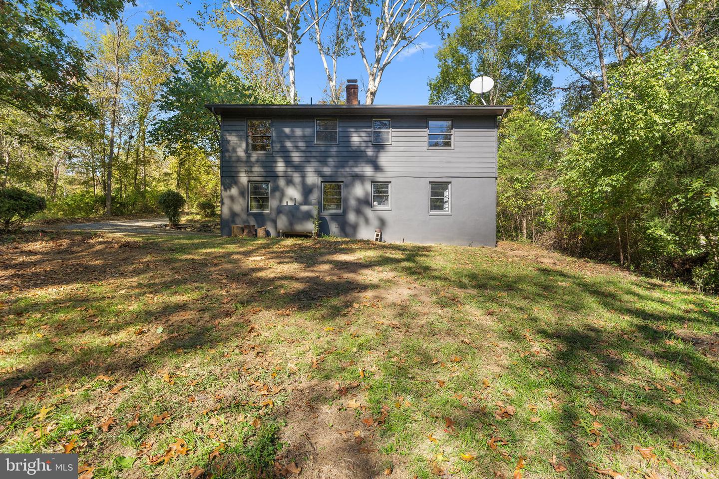 11332 DUTCHMANS CREEK RD, LOVETTSVILLE, Virginia 20180, 2 Bedrooms Bedrooms, ,2 BathroomsBathrooms,Residential,For sale,11332 DUTCHMANS CREEK RD,VALO2081928 MLS # VALO2081928