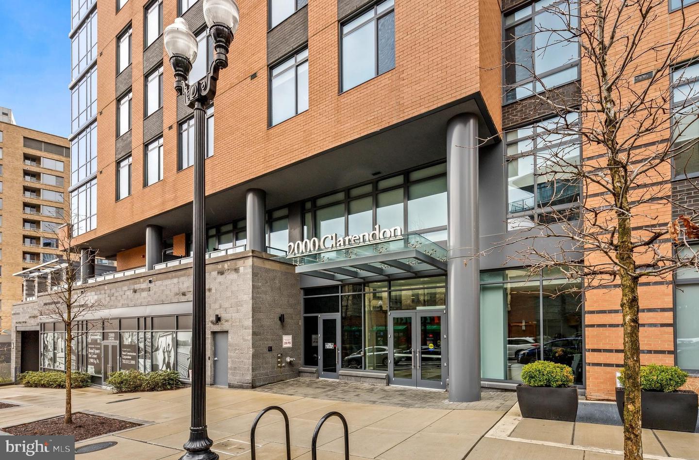 2000 CLARENDON BLVD #802, ARLINGTON, Virginia 22201, 2 Bedrooms Bedrooms, ,2 BathroomsBathrooms,Residential,For sale,2000 CLARENDON BLVD #802,VAAR2049666 MLS # VAAR2049666