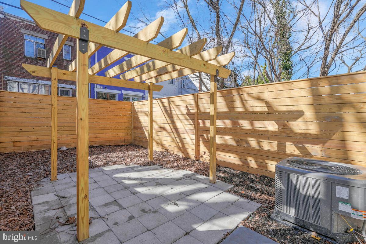 1319 DEXTER TER SE, WASHINGTON, District Of Columbia 20020, 3 Bedrooms Bedrooms, ,1 BathroomBathrooms,Residential,For sale,1319 DEXTER TER SE,DCDC2152576 MLS # DCDC2152576
