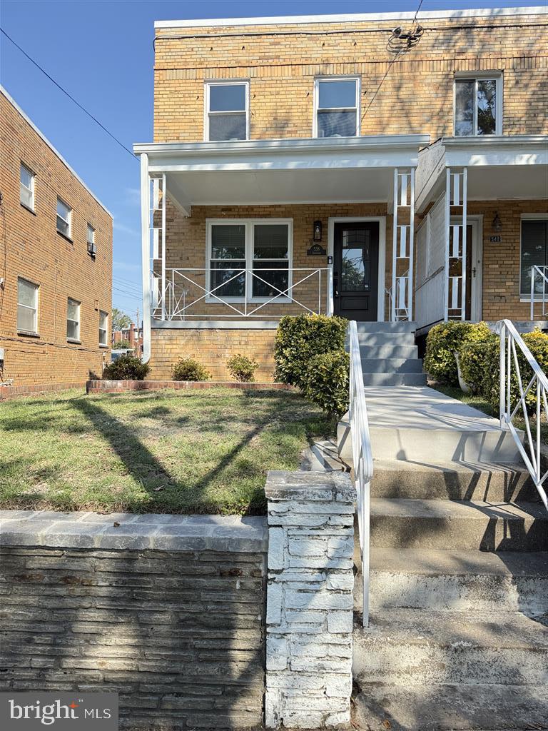 538 INGRAHAM ST NE, WASHINGTON, District Of Columbia 20011, 3 Bedrooms Bedrooms, ,2 BathroomsBathrooms,Residential,For sale,538 INGRAHAM ST NE,DCDC2163736 MLS # DCDC2163736