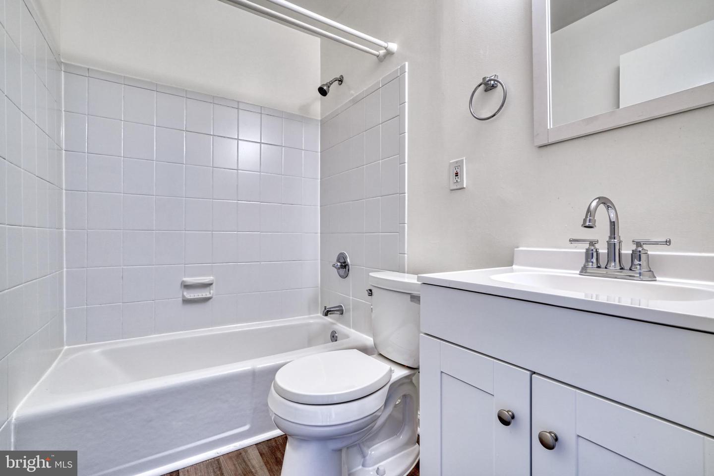 5 46TH ST SE #6, WASHINGTON, District Of Columbia 20019, 2 Bedrooms Bedrooms, ,1 BathroomBathrooms,Residential,For sale,5 46TH ST SE #6,DCDC2164122 MLS # DCDC2164122