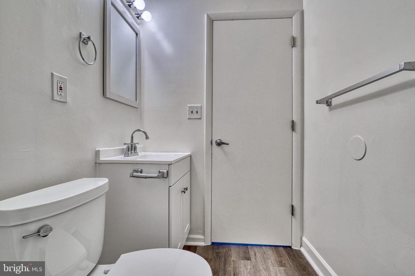 5 46TH ST SE #6, WASHINGTON, District Of Columbia 20019, 2 Bedrooms Bedrooms, ,1 BathroomBathrooms,Residential,For sale,5 46TH ST SE #6,DCDC2164122 MLS # DCDC2164122