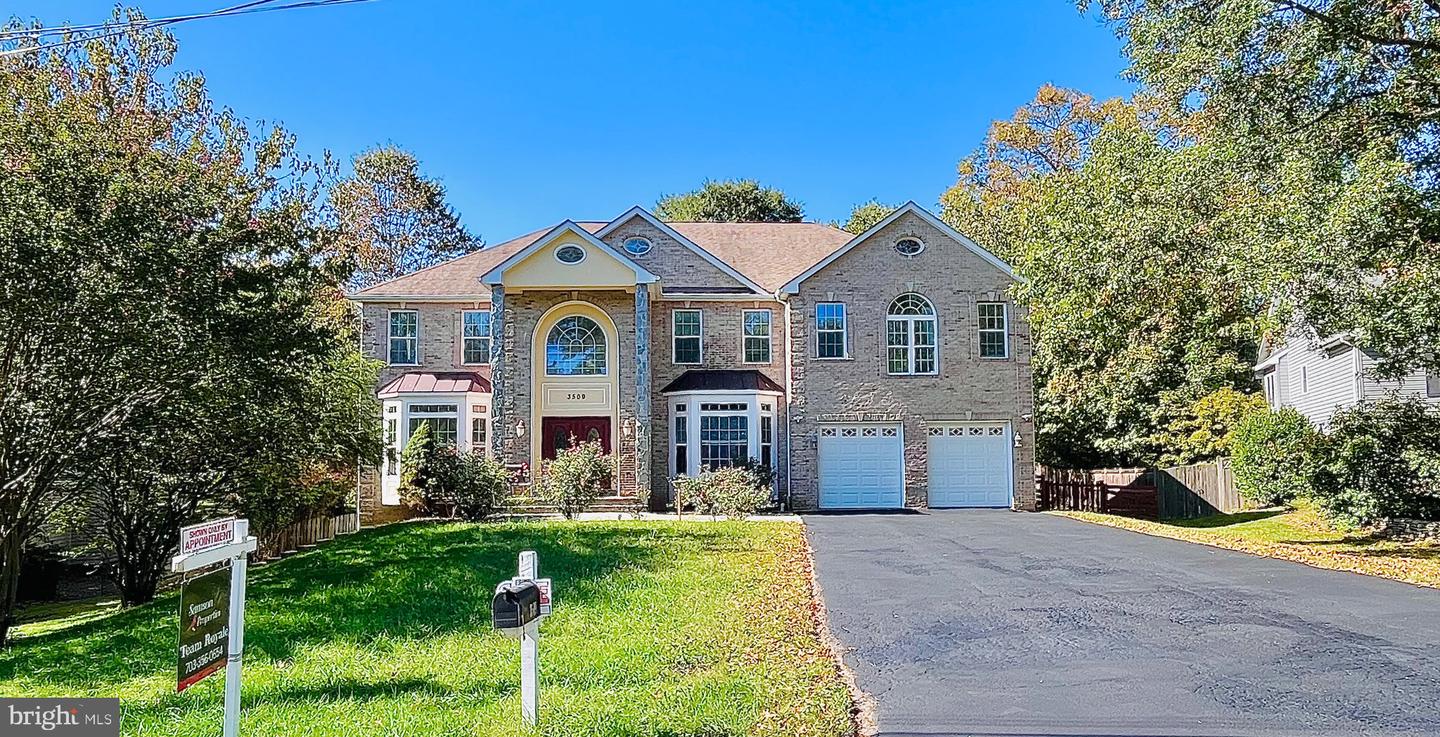 3509 DEVON DR, FALLS CHURCH, Virginia 22042, 5 Bedrooms Bedrooms, ,3 BathroomsBathrooms,Residential,For sale,3509 DEVON DR,VAFX2206226 MLS # VAFX2206226