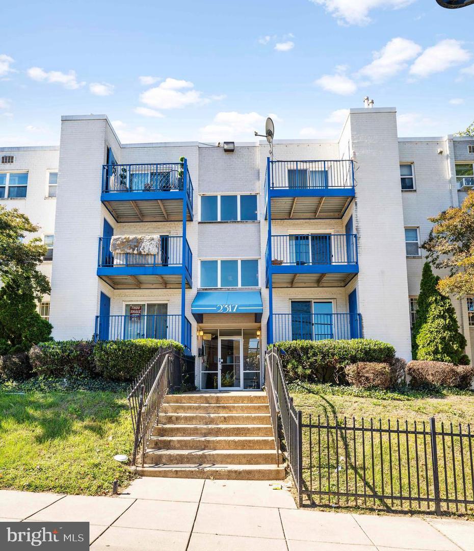 2317 16TH ST SE #104, WASHINGTON, District Of Columbia 20020, 1 Bedroom Bedrooms, ,1 BathroomBathrooms,Residential,For sale,2317 16TH ST SE #104,DCDC2164286 MLS # DCDC2164286