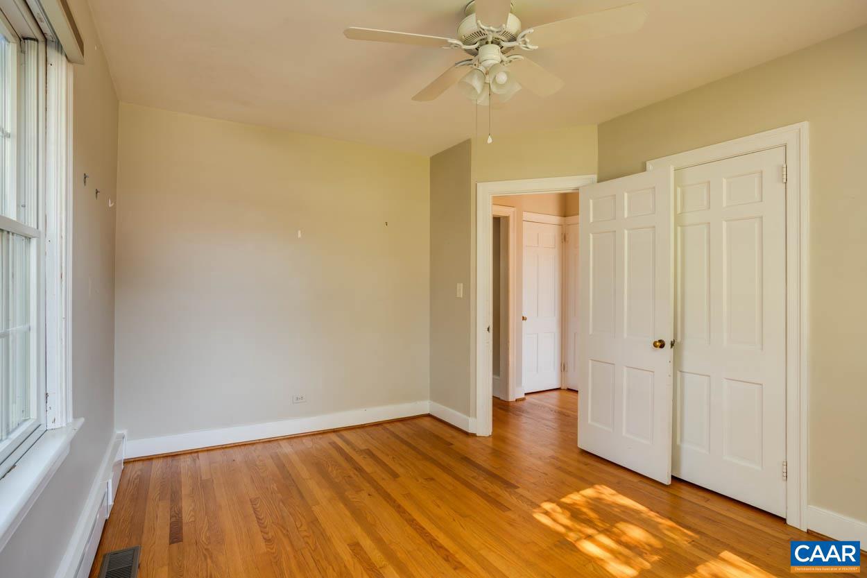 922 SAINT CLAIR AVE, CHARLOTTESVILLE, Virginia 22901, 3 Bedrooms Bedrooms, ,2 BathroomsBathrooms,Residential,For sale,922 SAINT CLAIR AVE,657852 MLS # 657852