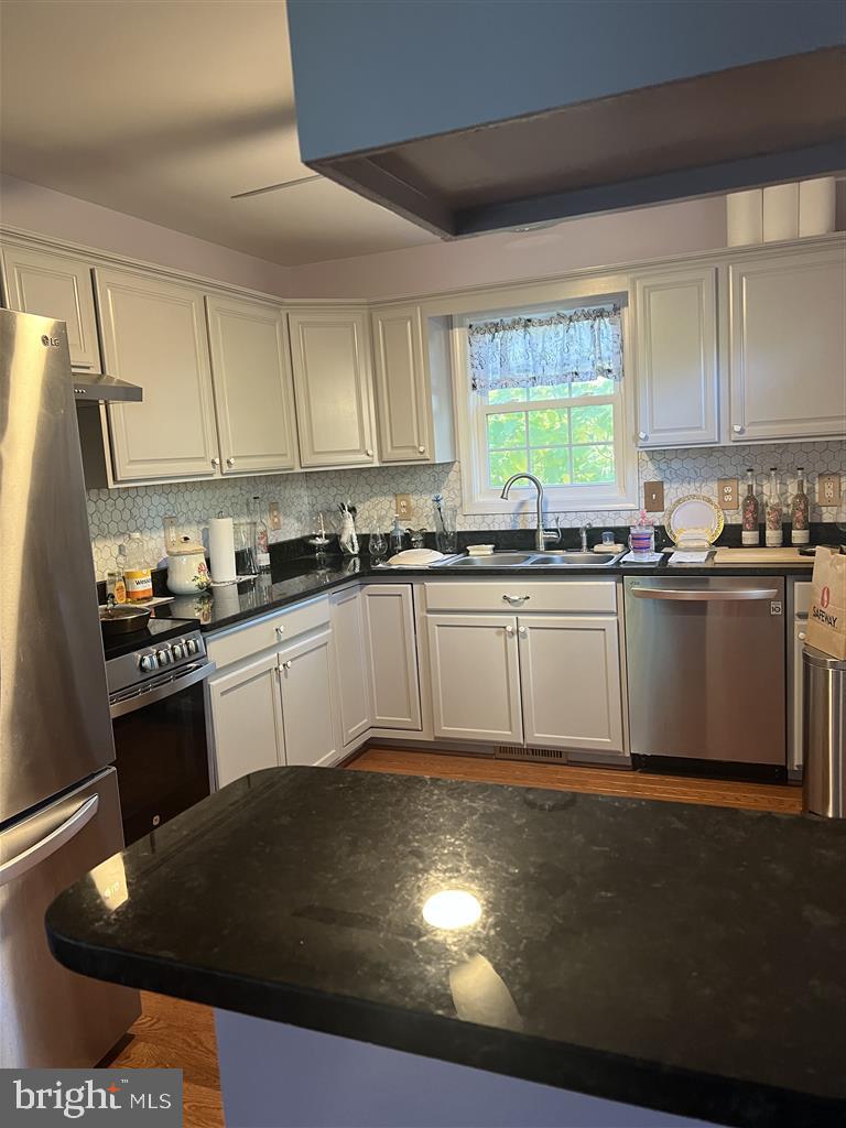 18214 MINOR LN, RUTHER GLEN, Virginia 22546, 2 Bedrooms Bedrooms, ,1 BathroomBathrooms,Residential,For sale,18214 MINOR LN,VACV2006670 MLS # VACV2006670