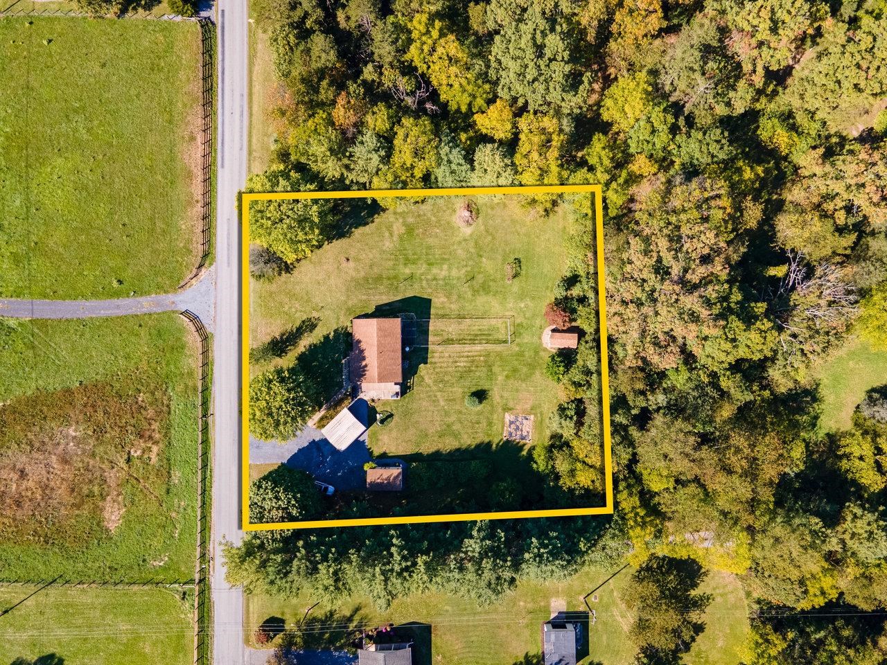 12269 PORT REPUBLIC RD, GROTTOES, Virginia 24441, 3 Bedrooms Bedrooms, ,1 BathroomBathrooms,Residential,12269 PORT REPUBLIC RD,657877 MLS # 657877