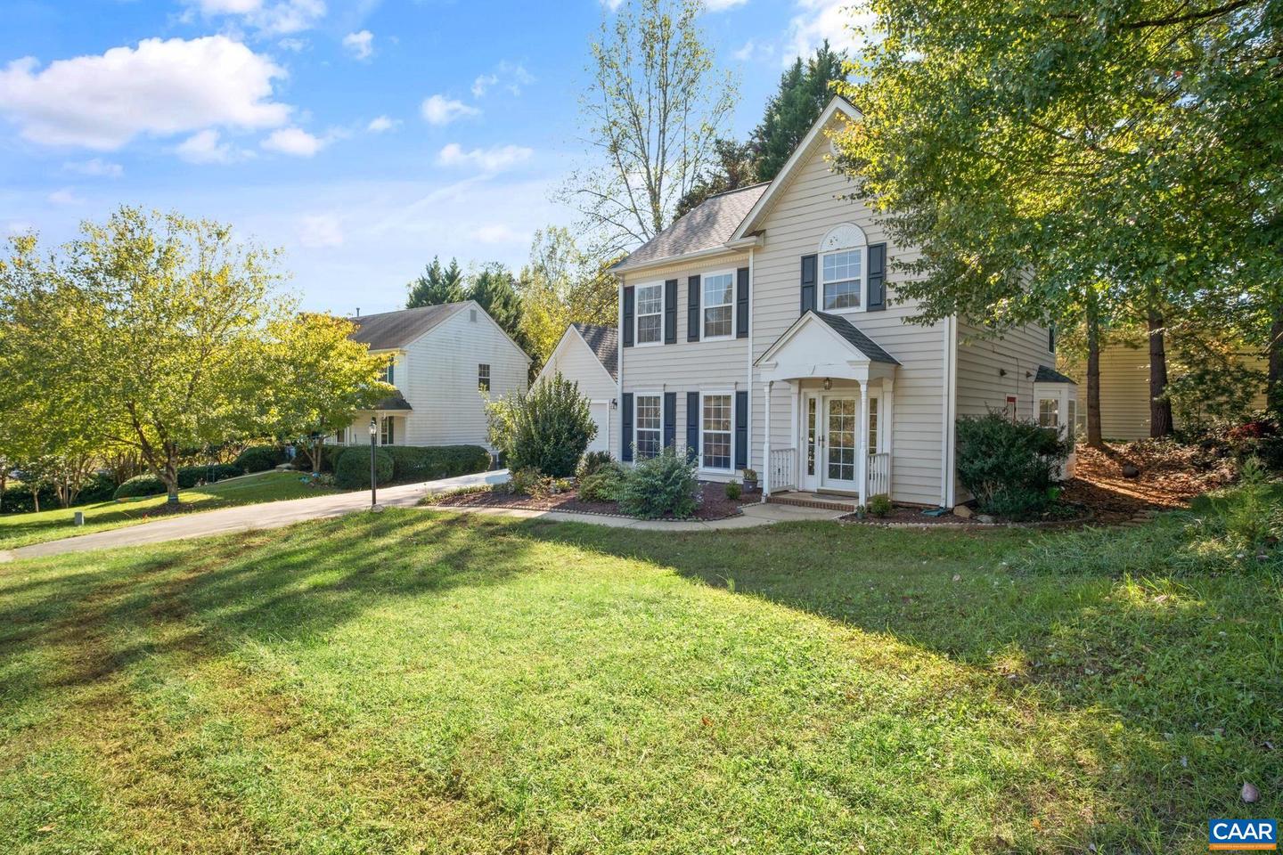 2690 ENGLISH OAKS CIR, CHARLOTTESVILLE, Virginia 22911, 3 Bedrooms Bedrooms, ,2 BathroomsBathrooms,Residential,For sale,2690 ENGLISH OAKS CIR,657826 MLS # 657826