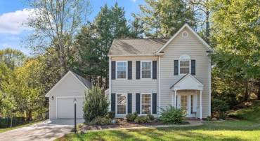 2690 ENGLISH OAKS CIR, CHARLOTTESVILLE, Virginia 22911, 3 Bedrooms Bedrooms, ,2 BathroomsBathrooms,Residential,For sale,2690 ENGLISH OAKS CIR,657826 MLS # 657826