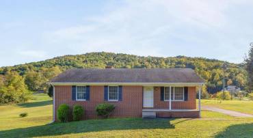 344 LEXINGTON WAY, STANARDSVILLE, Virginia 22973, 3 Bedrooms Bedrooms, ,2 BathroomsBathrooms,Residential,For sale,344 LEXINGTON WAY,657865 MLS # 657865