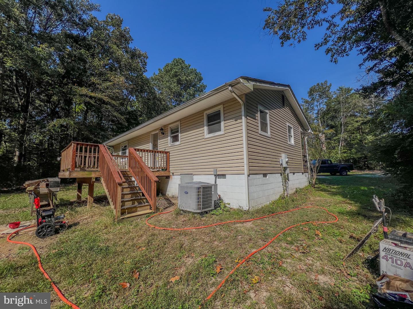 6700 HICKORY RIDGE RD, SPOTSYLVANIA, Virginia 22551, 3 Bedrooms Bedrooms, ,1 BathroomBathrooms,Residential,For sale,6700 HICKORY RIDGE RD,VASP2028612 MLS # VASP2028612