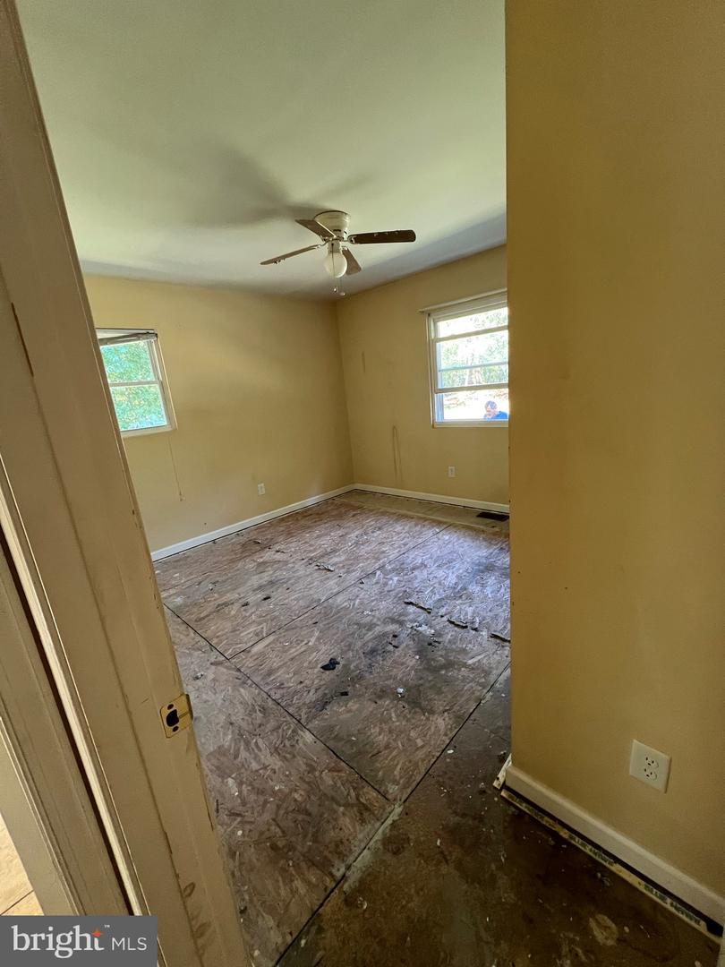 6700 HICKORY RIDGE RD, SPOTSYLVANIA, Virginia 22551, 3 Bedrooms Bedrooms, ,1 BathroomBathrooms,Residential,For sale,6700 HICKORY RIDGE RD,VASP2028612 MLS # VASP2028612