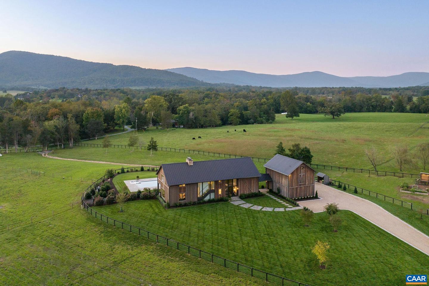 320 BARN HOUSE LN, CHARLOTTESVILLE, Virginia 22901, 5 Bedrooms Bedrooms, ,5 BathroomsBathrooms,Residential,For sale,320 BARN HOUSE LN,657796 MLS # 657796