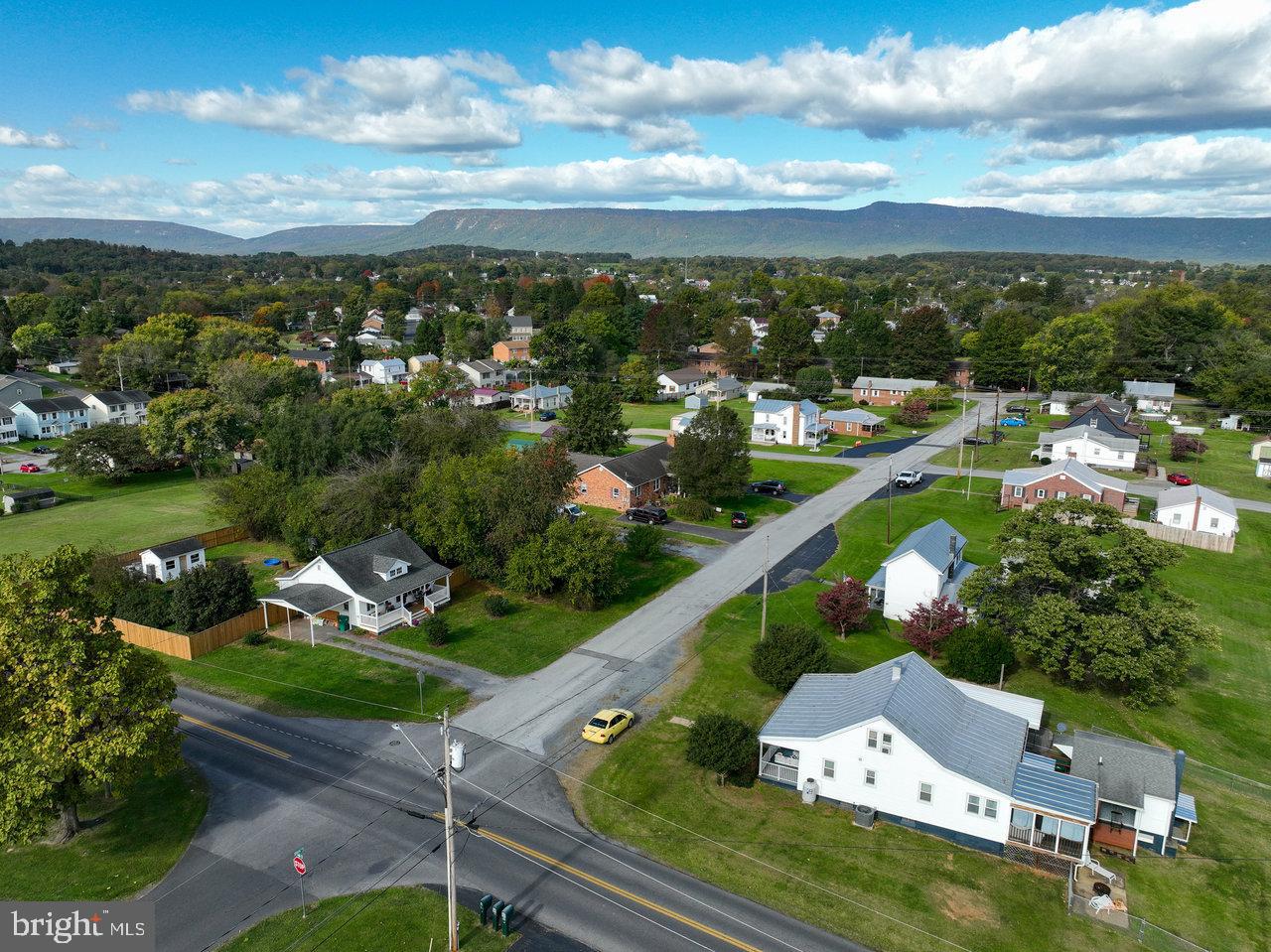 215 THIRD ST, LURAY, Virginia 22835, 2 Bedrooms Bedrooms, ,1 BathroomBathrooms,Residential,For sale,215 THIRD ST,VAPA2004112 MLS # VAPA2004112