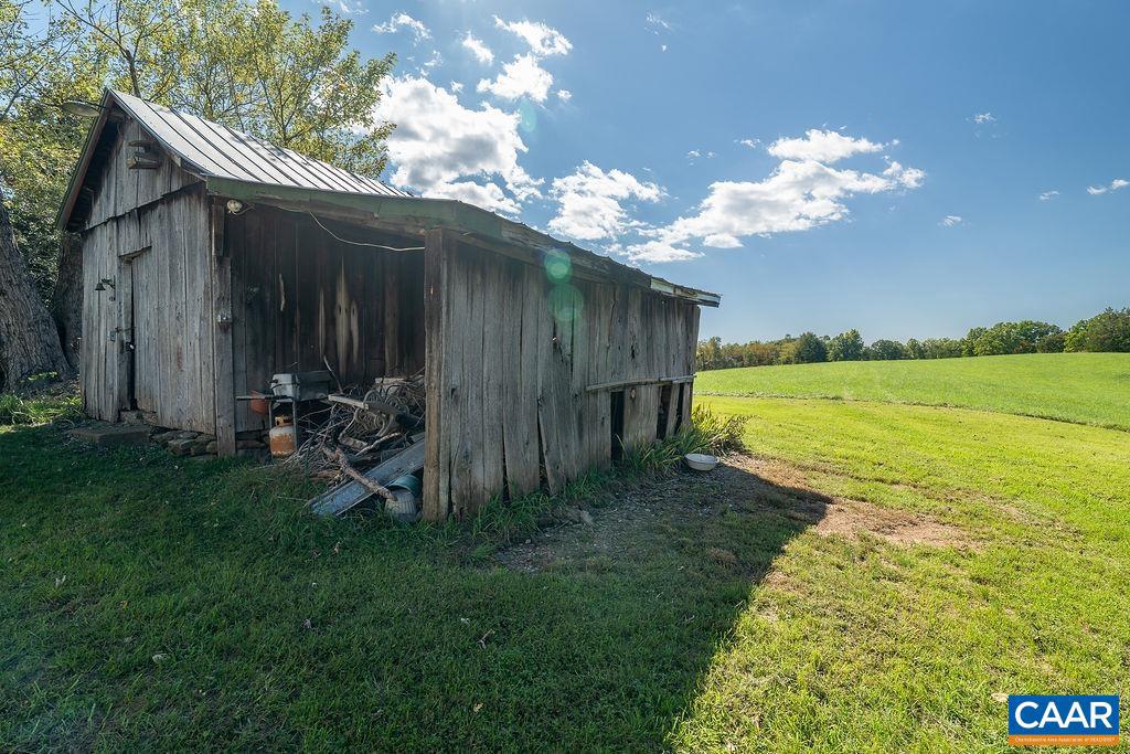 748 FINDLAY MOUNTAIN RD, SHIPMAN, Virginia 22971, 4 Bedrooms Bedrooms, ,2 BathroomsBathrooms,Residential,For sale,748 FINDLAY MOUNTAIN RD,657840 MLS # 657840