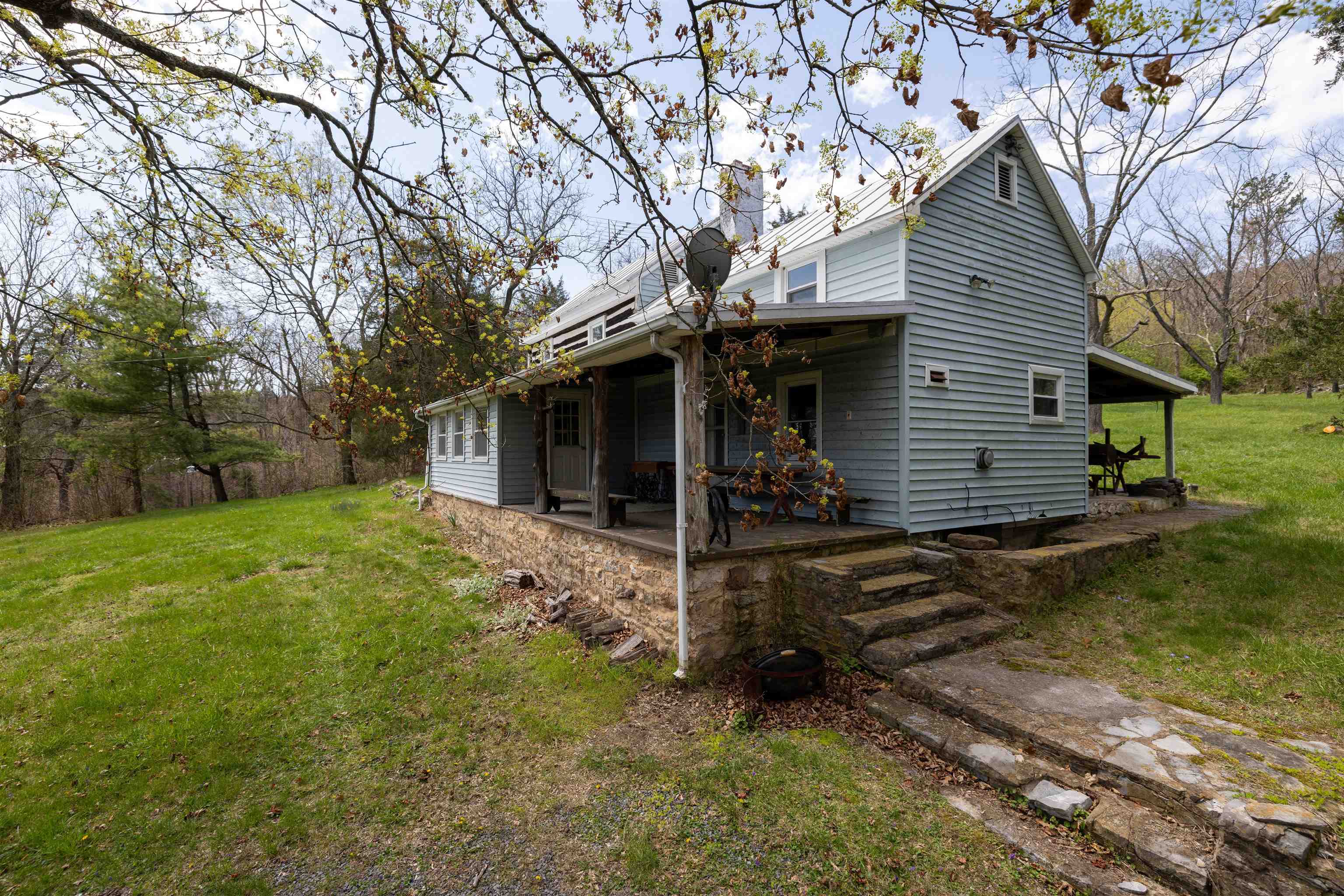 1476 EGYPT BEND RD, LURAY, Virginia 22835, 4 Bedrooms Bedrooms, ,2 BathroomsBathrooms,Residential,1476 EGYPT BEND RD,651613 MLS # 651613