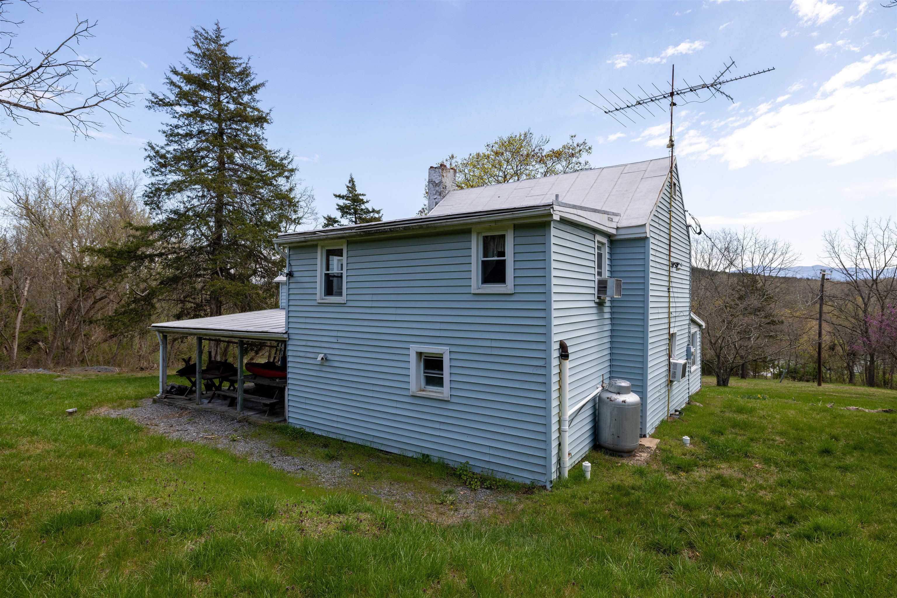 1476 EGYPT BEND RD, LURAY, Virginia 22835, 4 Bedrooms Bedrooms, ,2 BathroomsBathrooms,Residential,1476 EGYPT BEND RD,651613 MLS # 651613