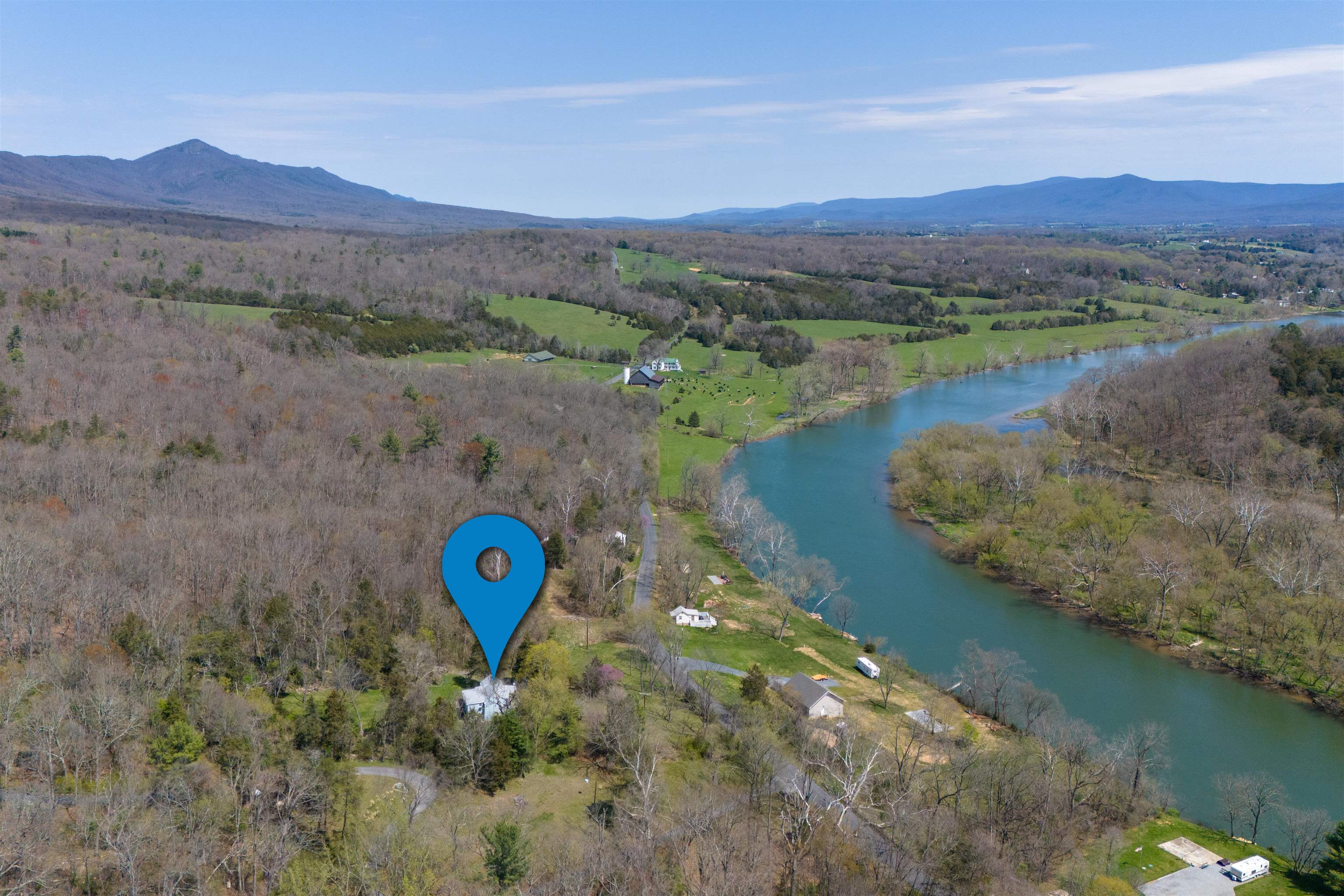 1476 EGYPT BEND RD, LURAY, Virginia 22835, 4 Bedrooms Bedrooms, ,2 BathroomsBathrooms,Residential,1476 EGYPT BEND RD,651613 MLS # 651613