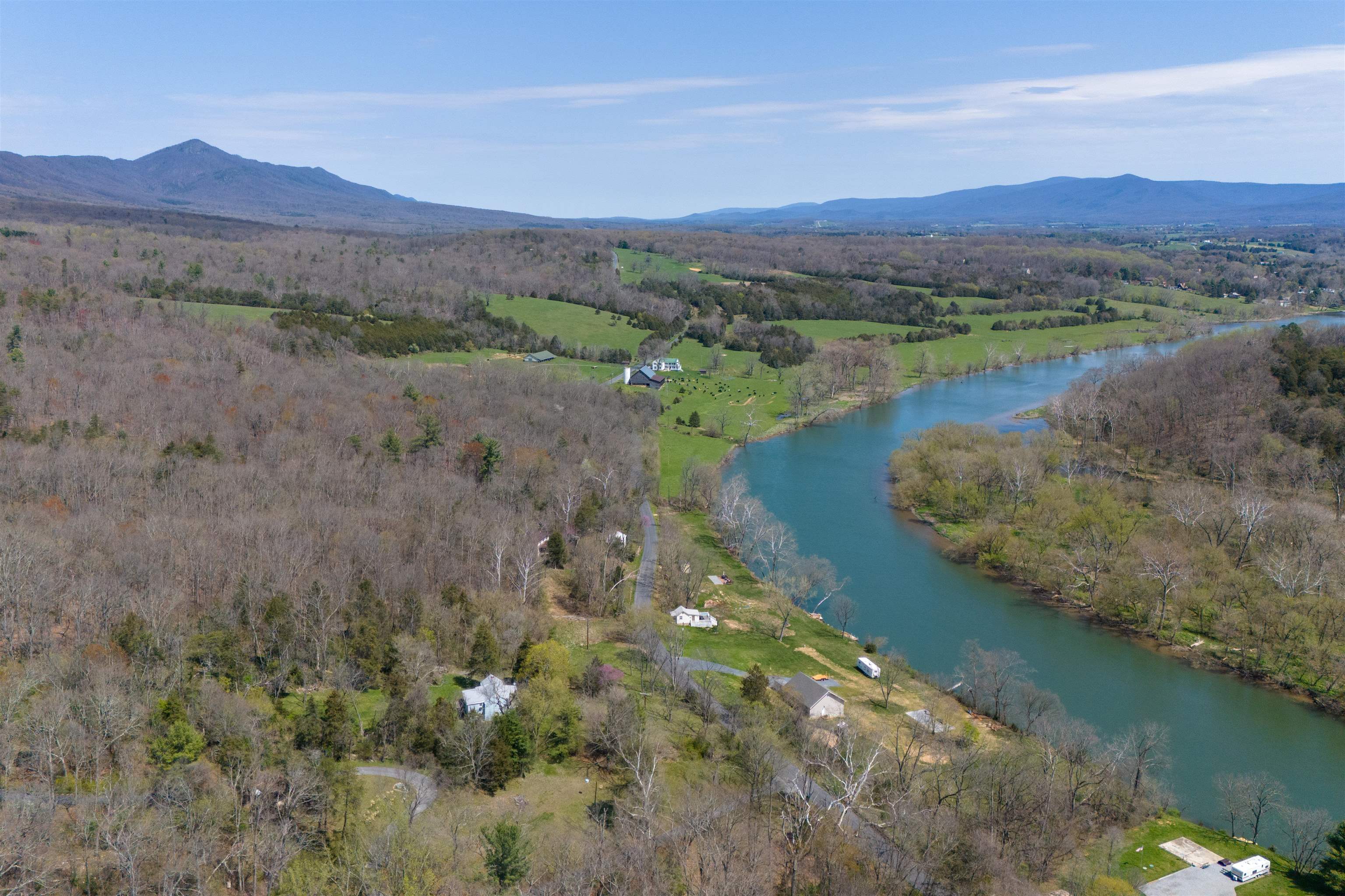 1476 EGYPT BEND RD, LURAY, Virginia 22835, 4 Bedrooms Bedrooms, ,2 BathroomsBathrooms,Residential,1476 EGYPT BEND RD,651613 MLS # 651613