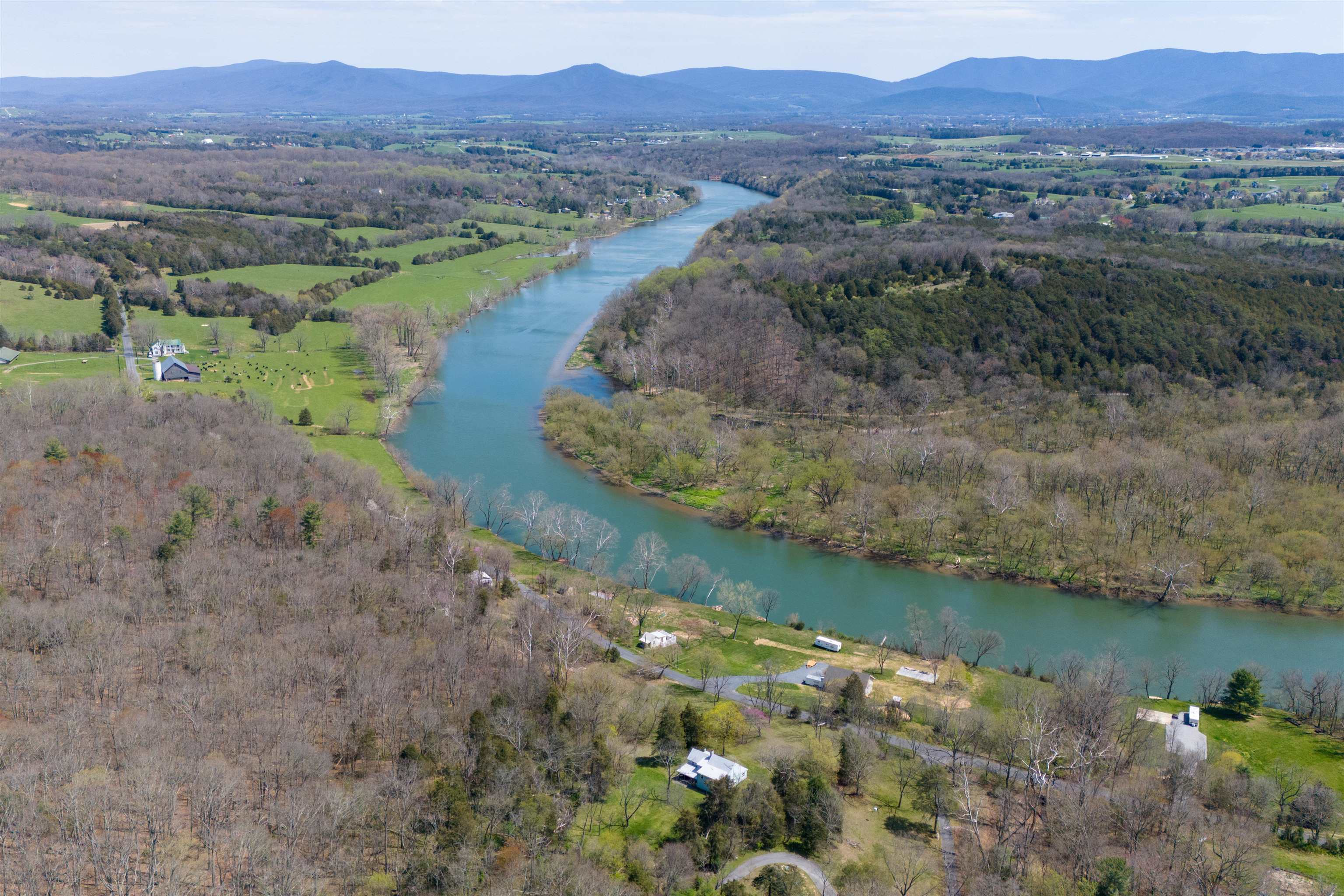 1476 EGYPT BEND RD, LURAY, Virginia 22835, 4 Bedrooms Bedrooms, ,2 BathroomsBathrooms,Residential,1476 EGYPT BEND RD,651613 MLS # 651613