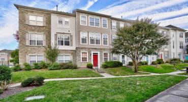 21779 KELSEY SQ, ASHBURN, Virginia 20147, 2 Bedrooms Bedrooms, ,2 BathroomsBathrooms,Residential,For sale,21779 KELSEY SQ,VALO2081926 MLS # VALO2081926