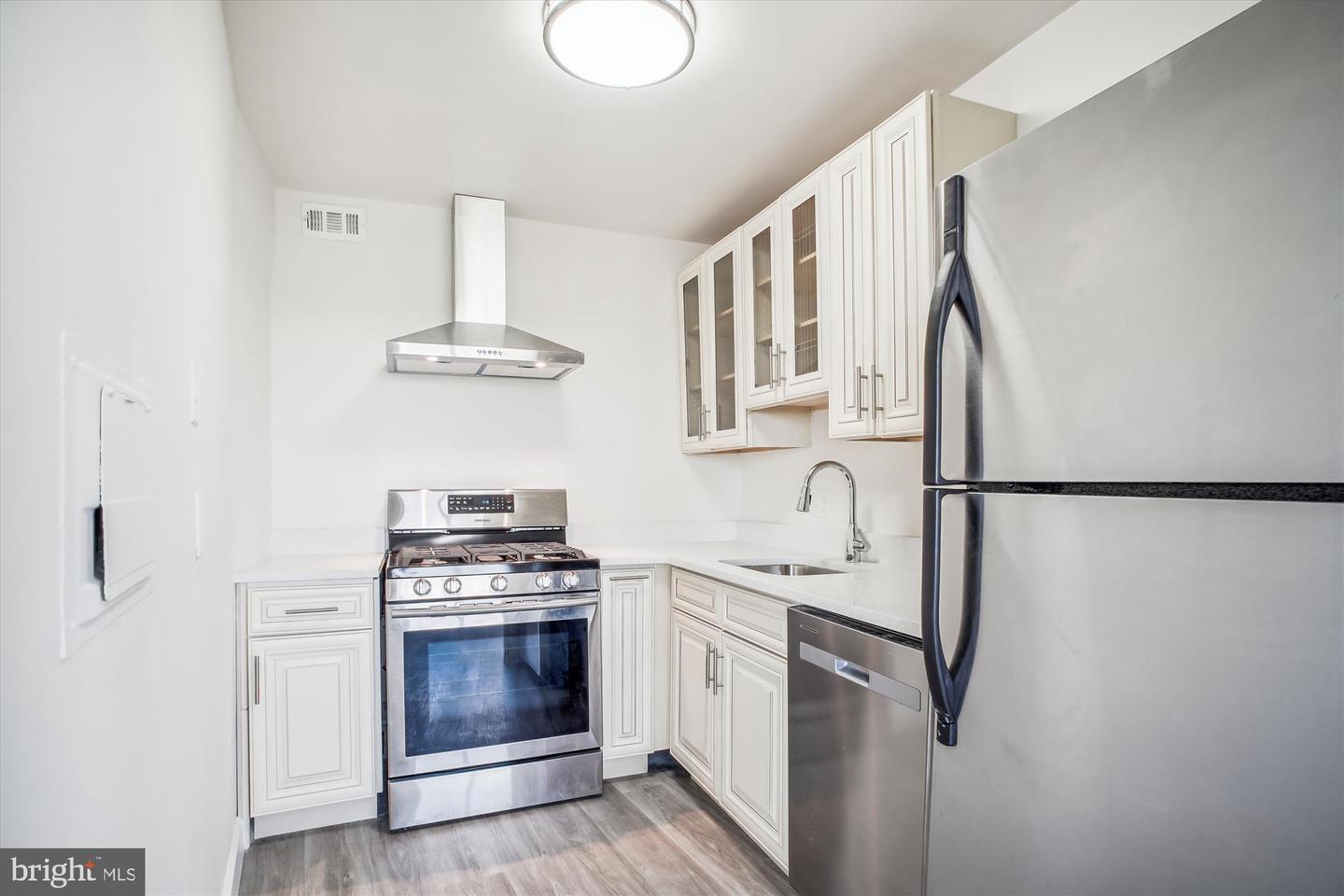 301 N BEAUREGARD ST #1110, ALEXANDRIA, Virginia 22312, 1 Bedroom Bedrooms, ,1 BathroomBathrooms,Residential,For sale,301 N BEAUREGARD ST #1110,VAAX2038954 MLS # VAAX2038954