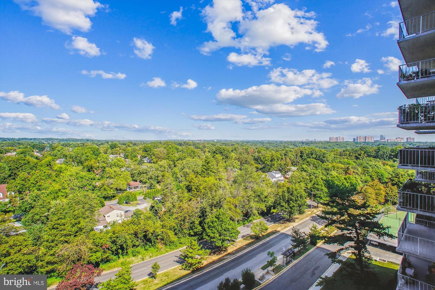 301 N BEAUREGARD ST #1110, ALEXANDRIA, Virginia 22312, 1 Bedroom Bedrooms, ,1 BathroomBathrooms,Residential,For sale,301 N BEAUREGARD ST #1110,VAAX2038954 MLS # VAAX2038954