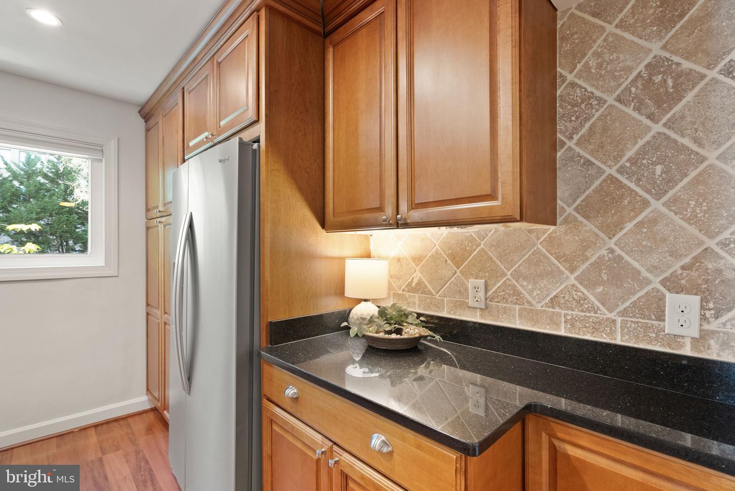 49 SKYHILL RD #204, ALEXANDRIA, Virginia 22314, 3 Bedrooms Bedrooms, ,2 BathroomsBathrooms,Residential,For sale,49 SKYHILL RD #204,VAAX2037032 MLS # VAAX2037032