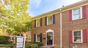 513 S PATRICK ST S, ALEXANDRIA, Virginia 22314, 3 Bedrooms Bedrooms, ,2 BathroomsBathrooms,Residential,For sale,513 S PATRICK ST S,VAAX2037414 MLS # VAAX2037414