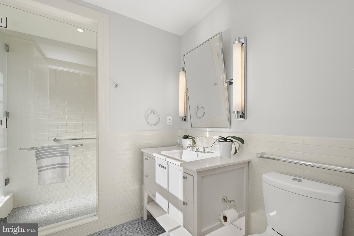 2660 CONNECTICUT AVE NW #6D, WASHINGTON, District Of Columbia 20008, 3 Bedrooms Bedrooms, ,3 BathroomsBathrooms,Residential,For sale,2660 CONNECTICUT AVE NW #6D,DCDC2158596 MLS # DCDC2158596