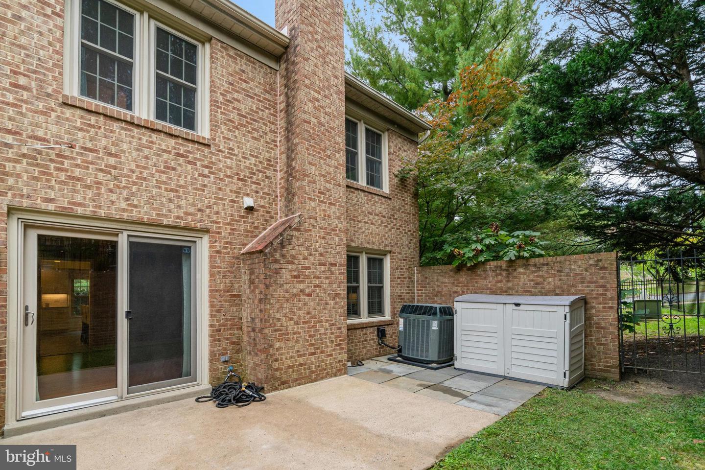 6026 MORGAN CT, ALEXANDRIA, Virginia 22312, 4 Bedrooms Bedrooms, ,3 BathroomsBathrooms,Residential,For sale,6026 MORGAN CT,VAAX2038078 MLS # VAAX2038078