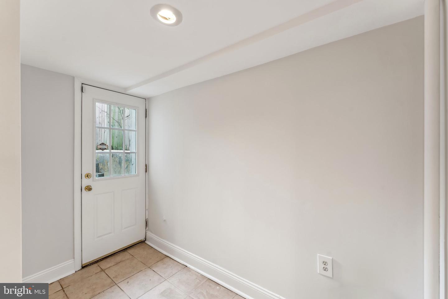 1432 POTOMAC AVE SE, WASHINGTON, District Of Columbia 20003, 2 Bedrooms Bedrooms, ,2 BathroomsBathrooms,Residential,For sale,1432 POTOMAC AVE SE,DCDC2159992 MLS # DCDC2159992