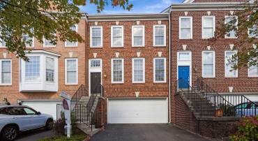 42682 LATROBE ST, CHANTILLY, Virginia 20152, 3 Bedrooms Bedrooms, ,2 BathroomsBathrooms,Residential,For sale,42682 LATROBE ST,VALO2081124 MLS # VALO2081124