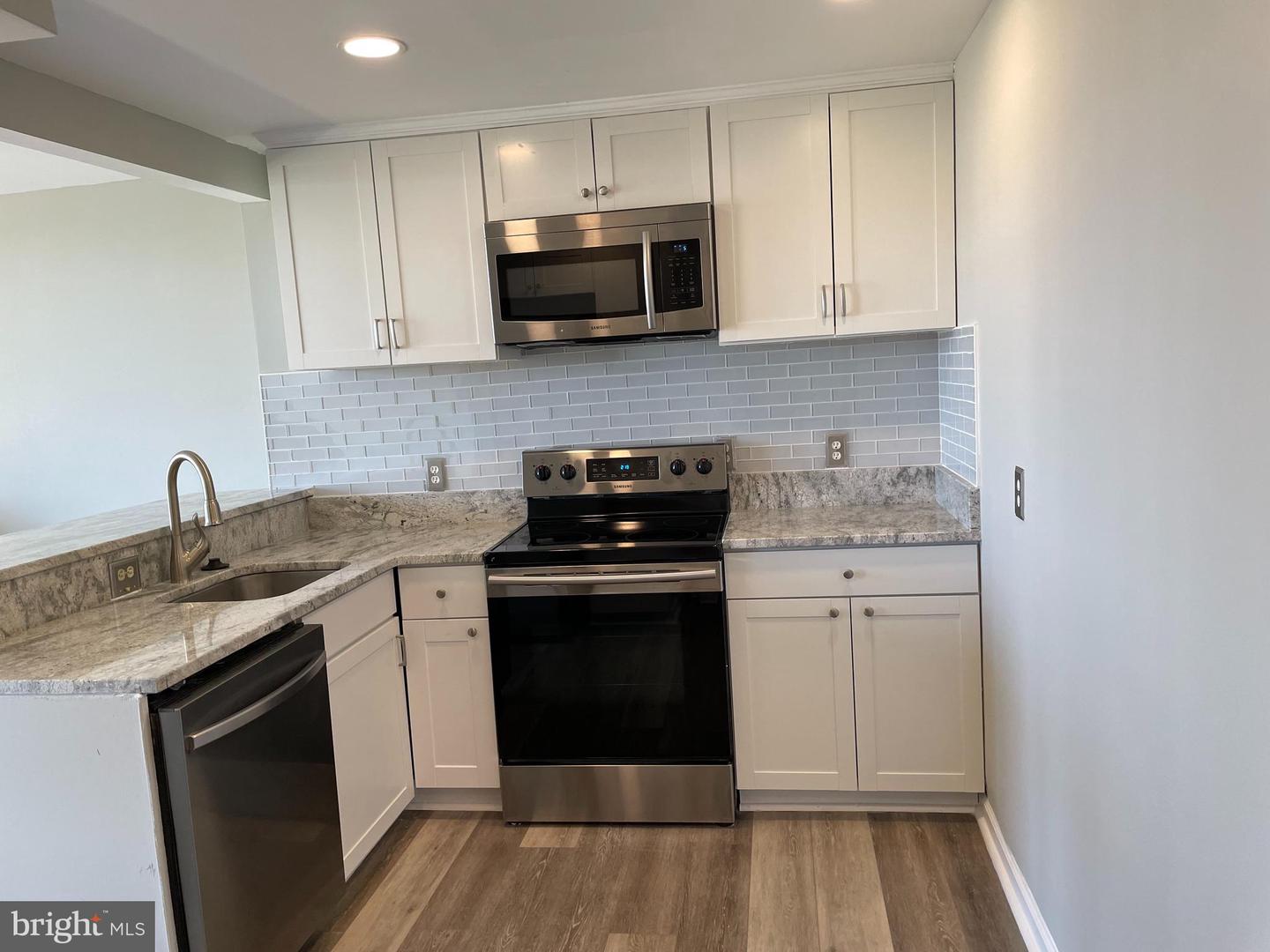 6301 STEVENSON AVE #1107, ALEXANDRIA, Virginia 22304, 1 Bedroom Bedrooms, ,1 BathroomBathrooms,Residential,For sale,6301 STEVENSON AVE #1107,VAAX2038524 MLS # VAAX2038524