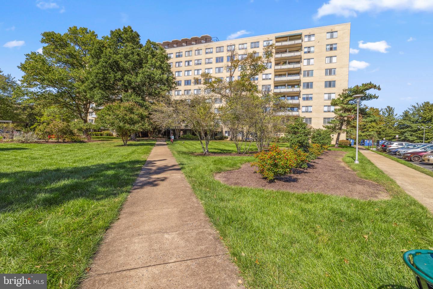 6621 WAKEFIELD DR #819, ALEXANDRIA, Virginia 22307, 1 Bedroom Bedrooms, ,1 BathroomBathrooms,Residential,For sale,6621 WAKEFIELD DR #819,VAFX2204844 MLS # VAFX2204844