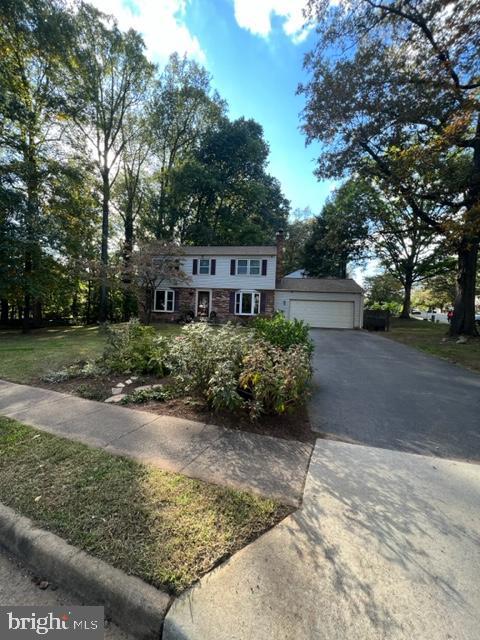 1560 HIDDENBROOK DR, HERNDON, Virginia 20170, 4 Bedrooms Bedrooms, ,3 BathroomsBathrooms,Residential,For sale,1560 HIDDENBROOK DR,VAFX2205630 MLS # VAFX2205630