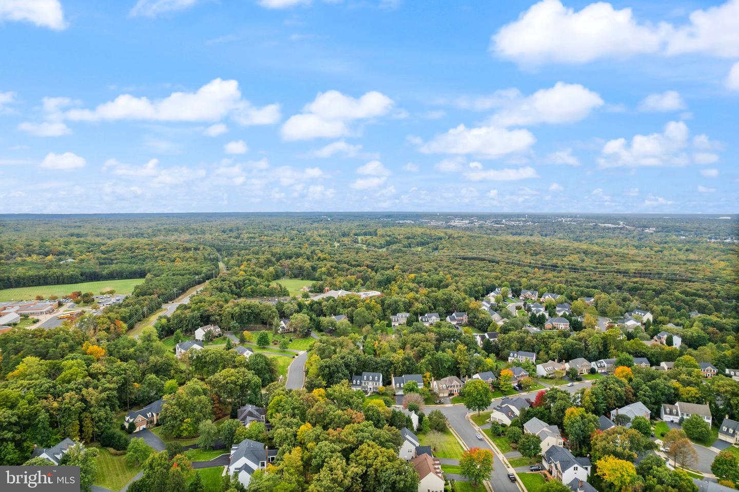 13753 LAUREL ROCK DR, CLIFTON, Virginia 20124, 5 Bedrooms Bedrooms, ,3 BathroomsBathrooms,Residential,For sale,13753 LAUREL ROCK DR,VAFX2205798 MLS # VAFX2205798