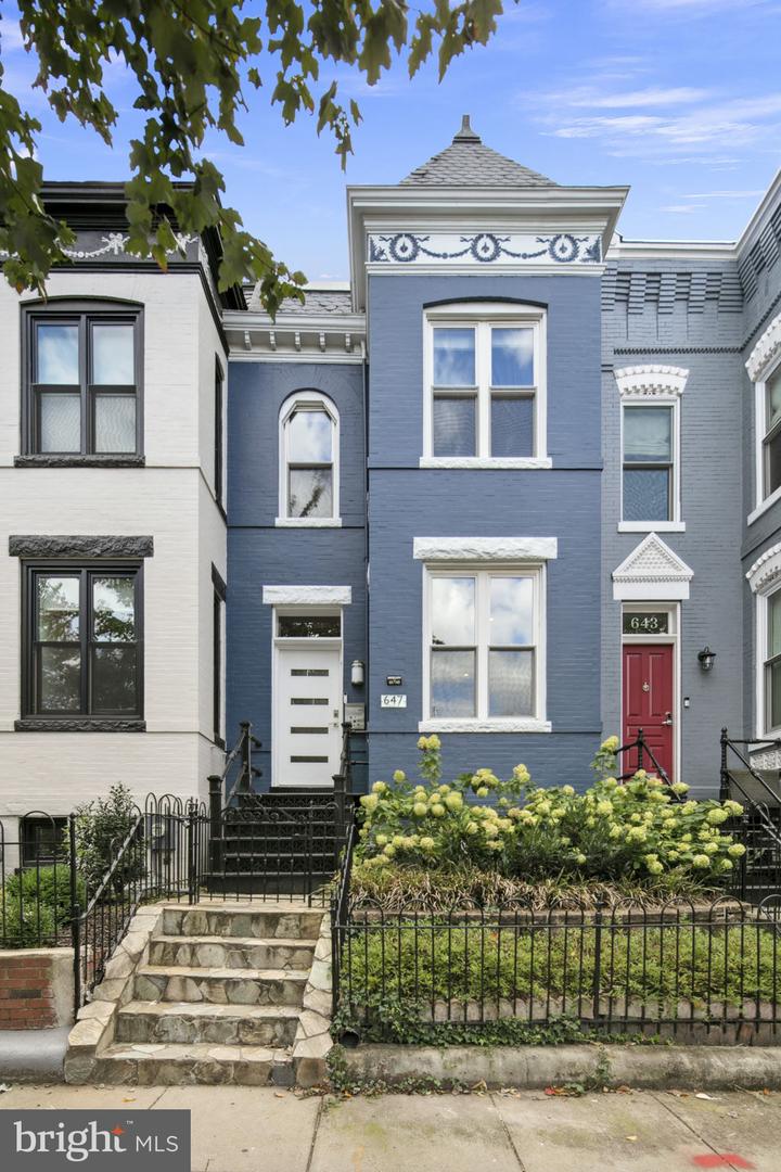 647 F ST NE, WASHINGTON, District Of Columbia 20002, 3 Bedrooms Bedrooms, ,3 BathroomsBathrooms,Residential,For sale,647 F ST NE,DCDC2163920 MLS # DCDC2163920