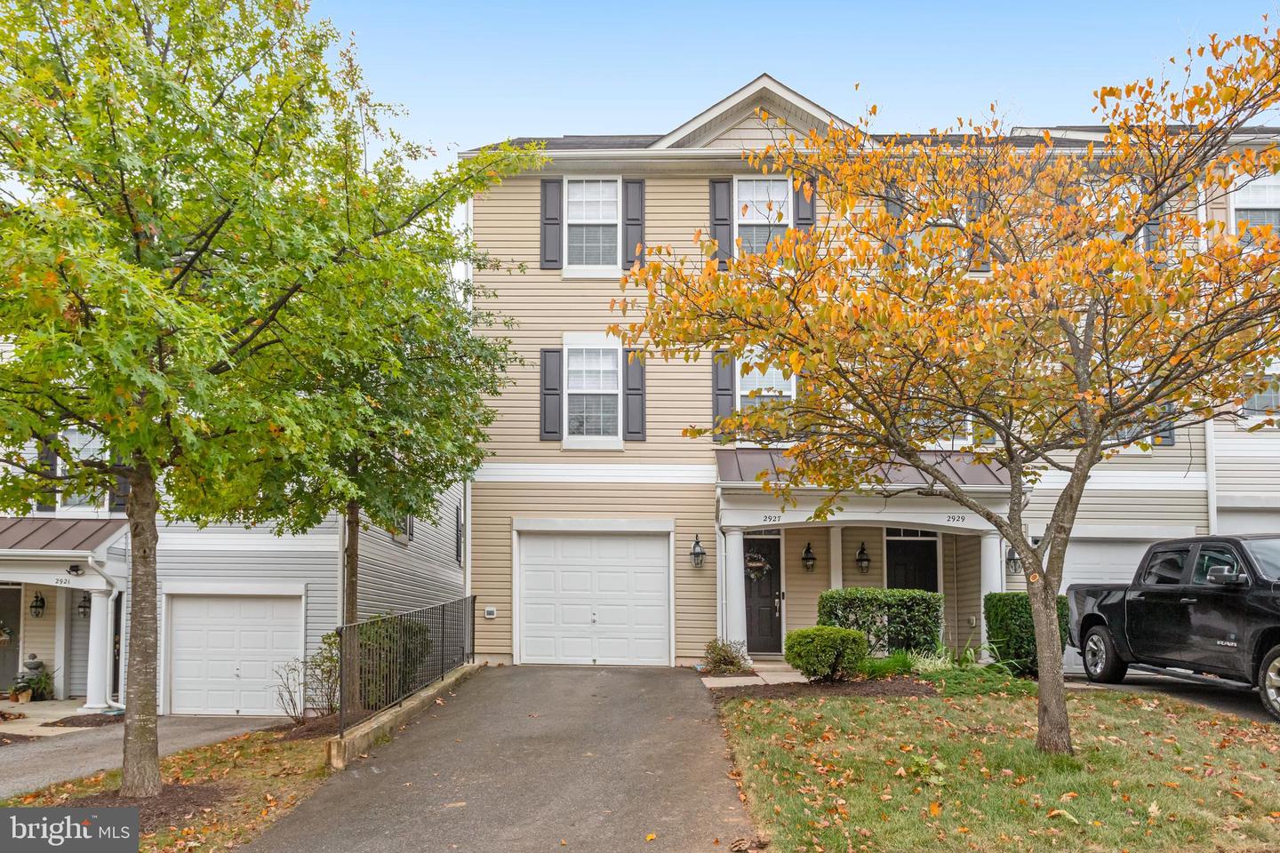 2927 TRUFFLE OAK PL, WOODBRIDGE, Virginia 22191, 4 Bedrooms Bedrooms, ,3 BathroomsBathrooms,Residential,For sale,2927 TRUFFLE OAK PL,VAPW2081254 MLS # VAPW2081254