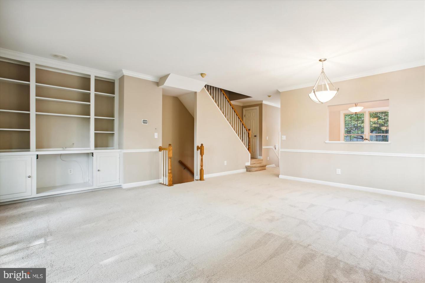 3701 HUNTLEY MEADOWS LN, ALEXANDRIA, Virginia 22306, 2 Bedrooms Bedrooms, ,3 BathroomsBathrooms,Residential,For sale,3701 HUNTLEY MEADOWS LN,VAFX2206026 MLS # VAFX2206026