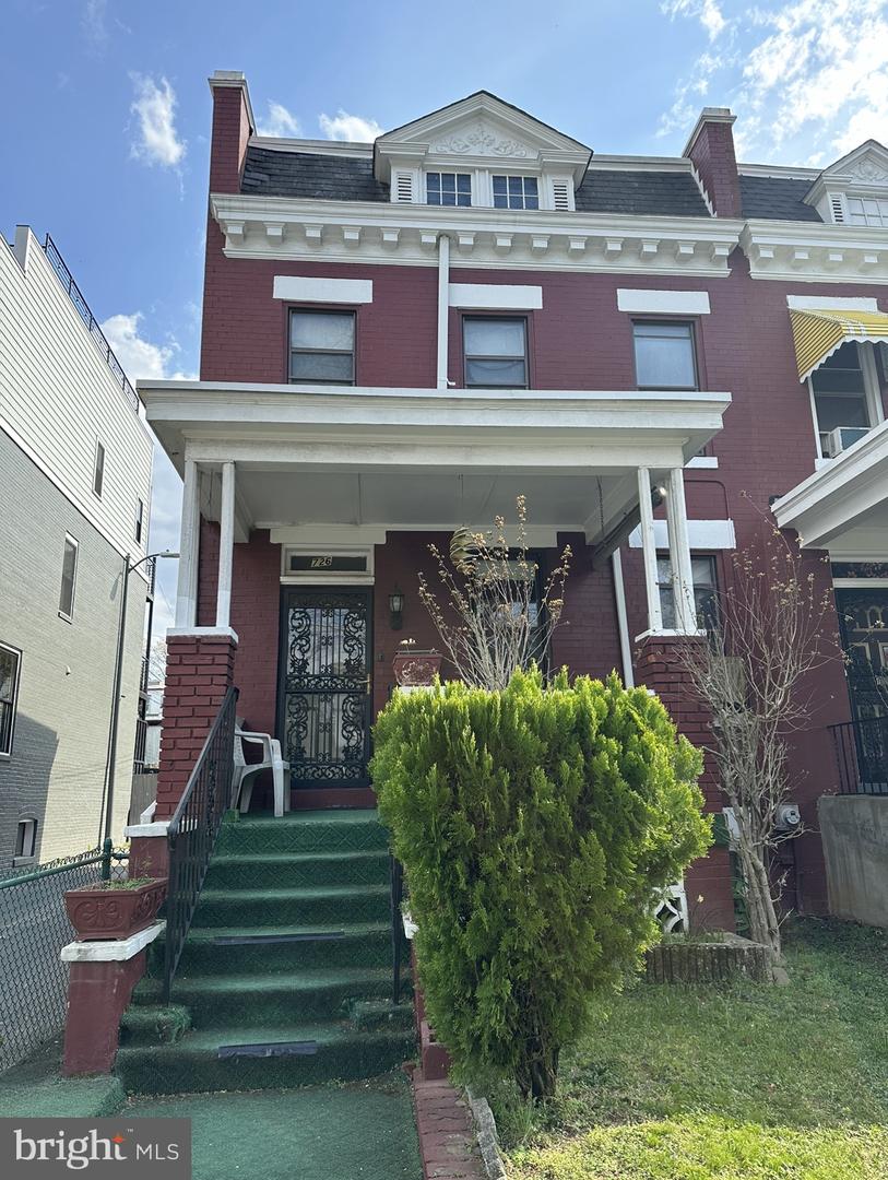 726 TAYLOR ST NW, WASHINGTON, District Of Columbia 20011, 3 Bedrooms Bedrooms, ,1 BathroomBathrooms,Residential,For sale,726 TAYLOR ST NW,DCDC2164102 MLS # DCDC2164102