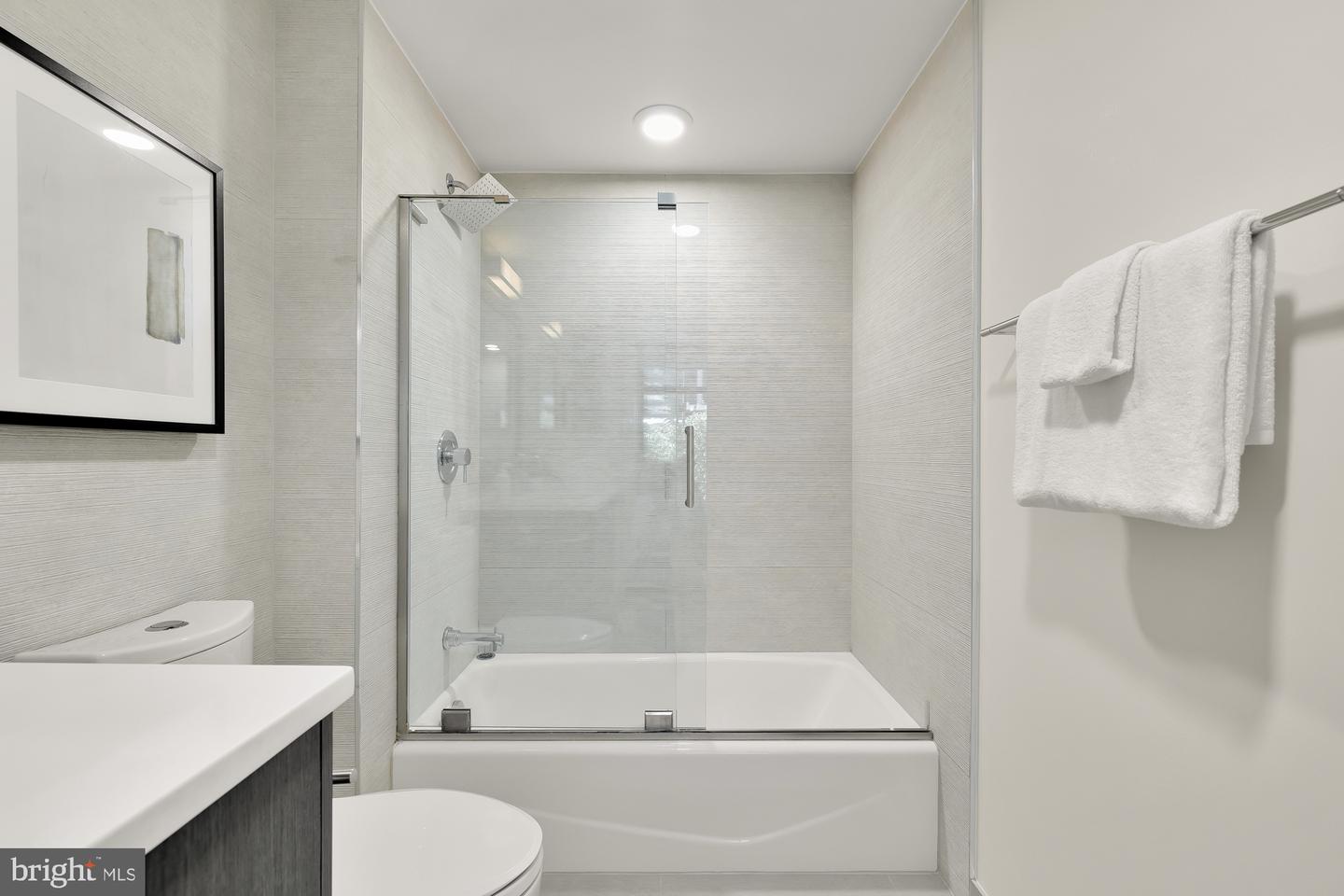 525 WATER ST SW #112, WASHINGTON, District Of Columbia 20024, 2 Bedrooms Bedrooms, ,2 BathroomsBathrooms,Residential,For sale,525 WATER ST SW #112,DCDC2164678 MLS # DCDC2164678