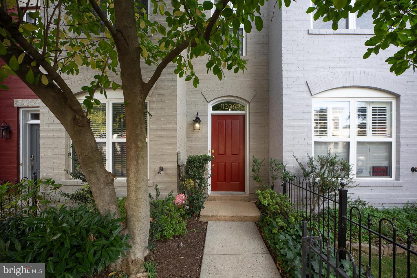 1206 W ST NW, WASHINGTON, District Of Columbia 20009, 3 Bedrooms Bedrooms, ,2 BathroomsBathrooms,Residential,For sale,1206 W ST NW,DCDC2164822 MLS # DCDC2164822